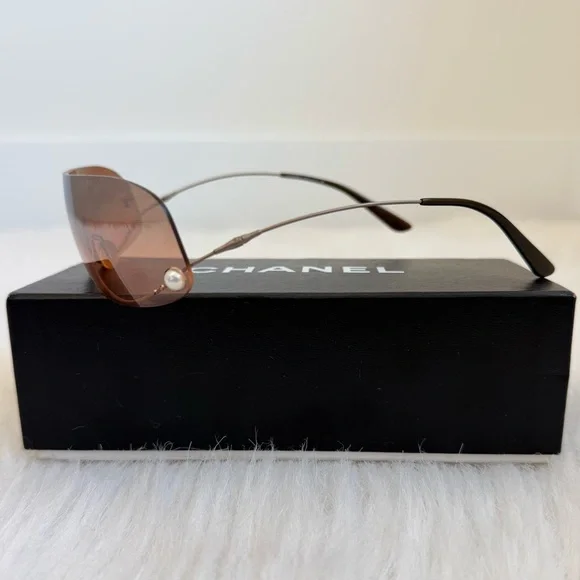 Authentic RARE vintage Chanel 4054 rimless gradient peachy orange sunglasses - Picture 4 of 8
